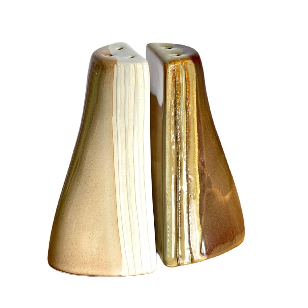 Mid-Century Style Salt and Pepper Shakers Glazed Finish
Earthy Minimalist